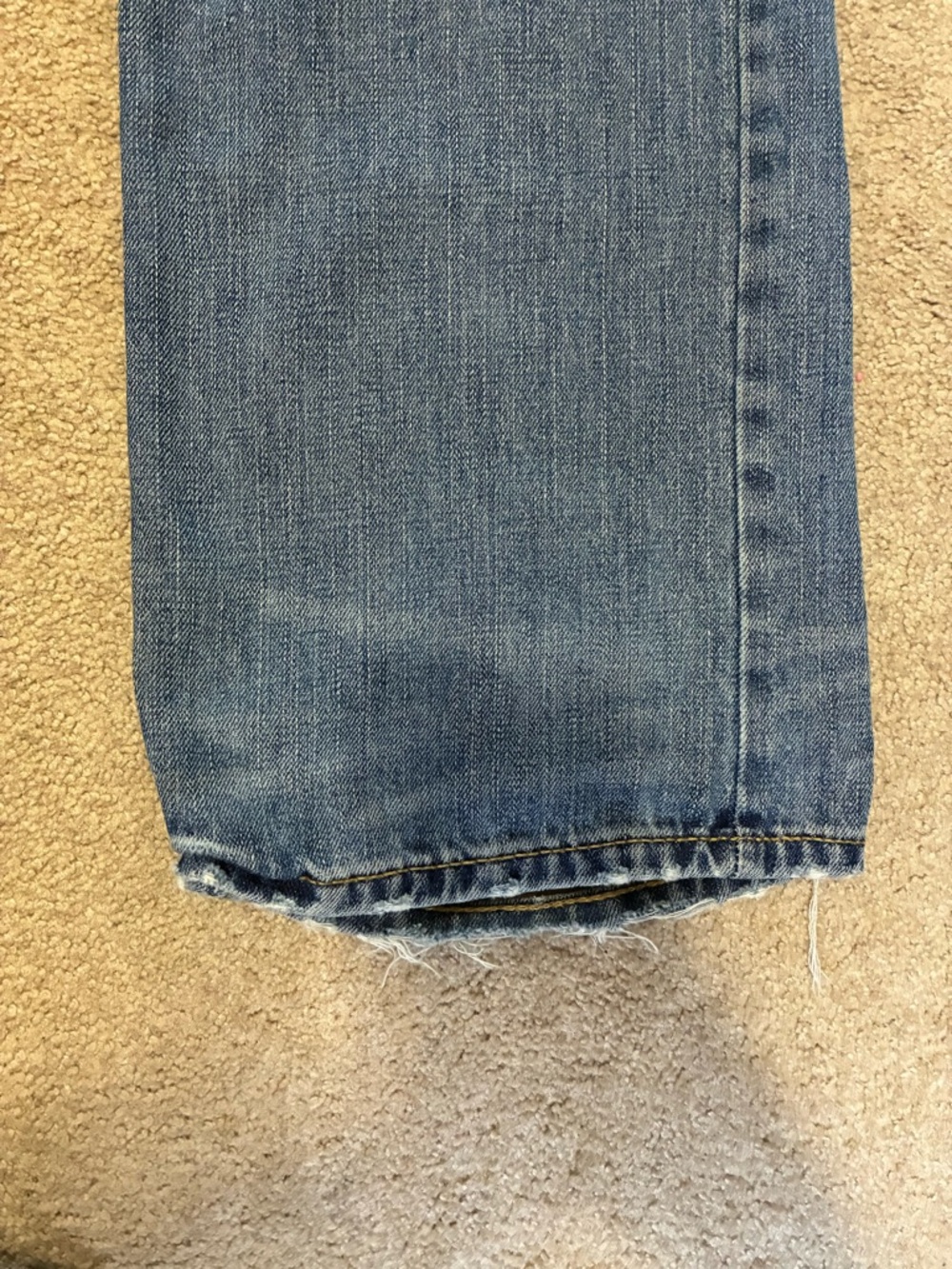 American Eagle Outfitters Men's Distressed Light Blue Straight Jeans - Picture 3 of 10